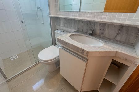 Apartamento para alugar com 72m², 3 quartos e 2 vagasBanheiro social