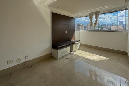 Sala/cozinha de apartamento para alugar com 3 quartos, 72m² em Santo Antônio, Belo Horizonte