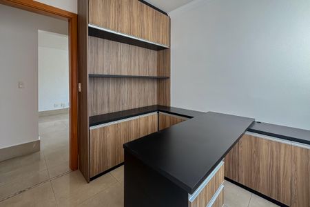 Quarto de apartamento para alugar com 3 quartos, 72m² em Santo Antônio, Belo Horizonte