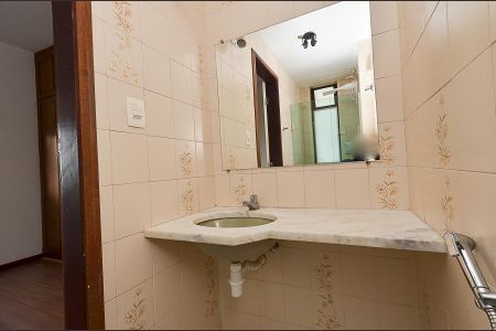 Apartamento à venda com 104m², 2 quartos e 1 vaga Apartamento à venda com 104m², 2 quartos e 1 vagaBanheiro Suíte