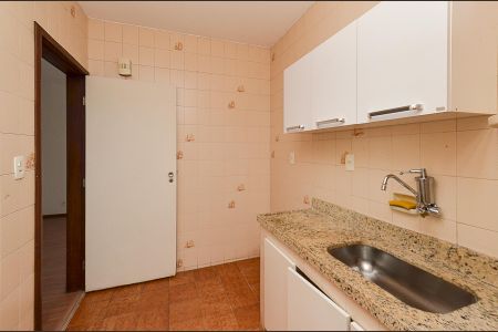Apartamento à venda com 104m², 2 quartos e 1 vaga Apartamento à venda com 104m², 2 quartos e 1 vagaCozinha