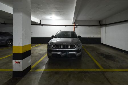 Apartamento à venda com 104m², 2 quartos e 1 vaga Apartamento à venda com 104m², 2 quartos e 1 vagaGaragem