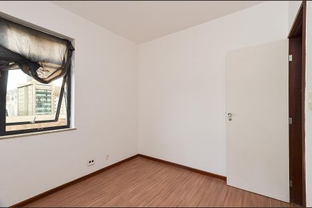 Apartamento à venda com 104m², 2 quartos e 1 vaga Apartamento à venda com 104m², 2 quartos e 1 vagaQuarto 1