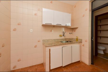 Apartamento à venda com 104m², 2 quartos e 1 vaga Apartamento à venda com 104m², 2 quartos e 1 vagaCozinha