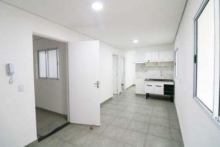 Sala / Cozinha de kitnet/studio para alugar com 2 quartos, 38m² em Brooklin, São Paulo