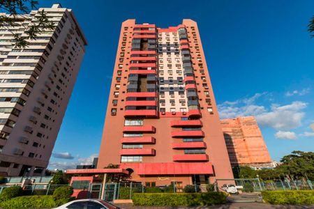 Apartamento à venda com 117m², 3 quartos e 1 vaga Apartamento à venda com 117m², 3 quartos e 1 vagaFachada