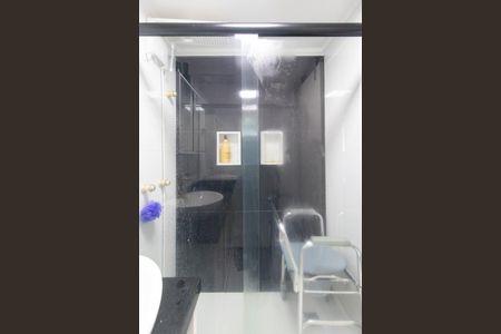 Apartamento à venda com 117m², 3 quartos e 1 vaga Apartamento à venda com 117m², 3 quartos e 1 vagaBanheiro Social