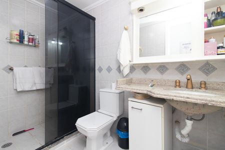 Apartamento à venda com 117m², 3 quartos e 1 vaga Apartamento à venda com 117m², 3 quartos e 1 vagaBanheiro do Quarto 1