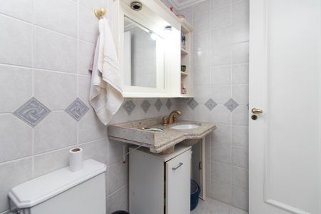 Apartamento à venda com 117m², 3 quartos e 1 vaga Apartamento à venda com 117m², 3 quartos e 1 vagaBanheiro do Quarto 1