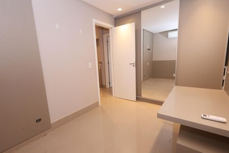 Casa de condomínio para alugar com 156m², 3 quartos e 2 vagasQuarto 3
