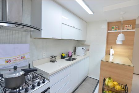 Apartamento à venda com 76m², 2 quartos e 1 vagaCozinha