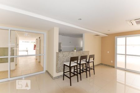 Apartamento à venda com 76m², 2 quartos e 1 vagaÁrea comum