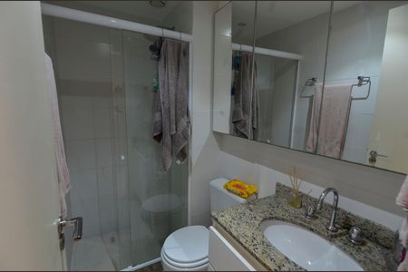 Apartamento à venda com 76m², 2 quartos e 1 vagaBanheiro Social