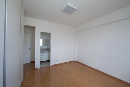 Apartamento à venda com 116m², 4 quartos e 4 vagasQUARTO2