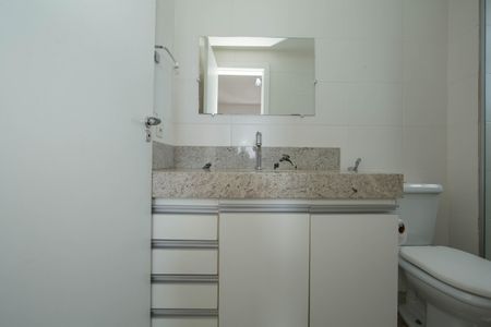 Apartamento à venda com 116m², 4 quartos e 4 vagasBANHEIRO1