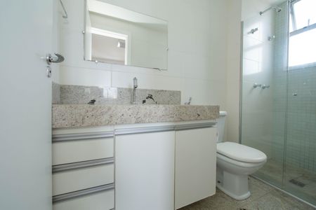 Apartamento à venda com 116m², 4 quartos e 4 vagasBANHEIRO1