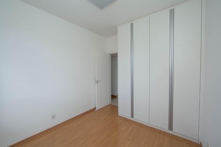 Apartamento à venda com 116m², 4 quartos e 4 vagasQUARTO4