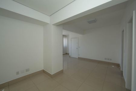 Apartamento à venda com 116m², 4 quartos e 4 vagasSALA