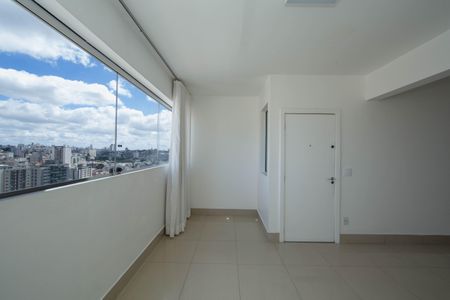 Apartamento à venda com 116m², 4 quartos e 4 vagasVARANDA