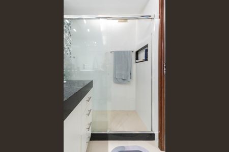 Apartamento à venda com 110m², 3 quartos e 2 vagasBanheiro