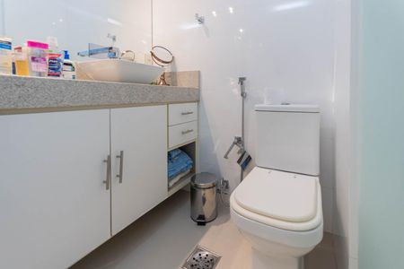 Apartamento à venda com 110m², 3 quartos e 2 vagasBanheiro Suíte