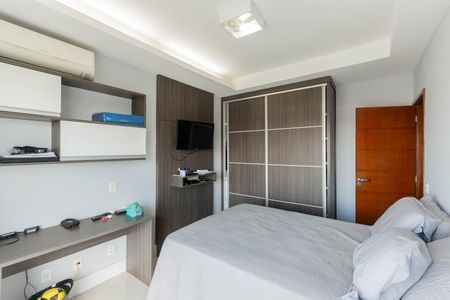 Apartamento à venda com 110m², 3 quartos e 2 vagasQuarto 1
