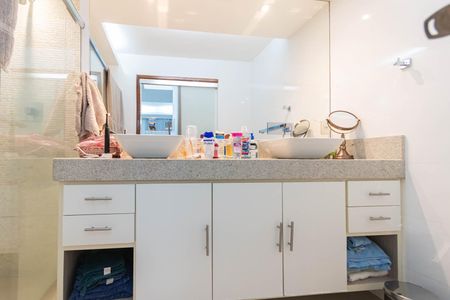 Apartamento à venda com 110m², 3 quartos e 2 vagasBanheiro Suíte