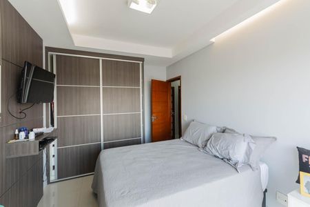 Apartamento à venda com 110m², 3 quartos e 2 vagasQuarto 1