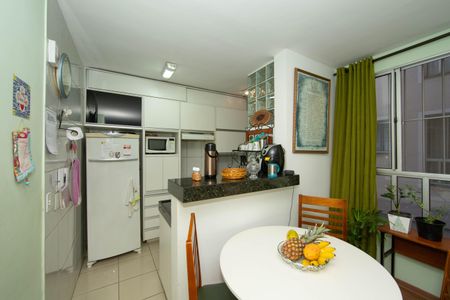 Apartamento à venda com 57m², 2 quartos e 1 vagaCOZINHA