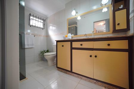 Casa para alugar com 800m², 5 quartos e 5 vagasBanheiro Suíte 2