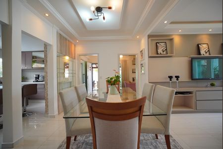 Casa para alugar com 800m², 5 quartos e 5 vagasSala de Jantar