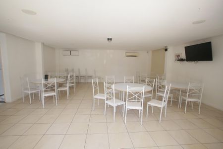 Apartamento à venda com 49m², 2 quartos e 1 vagaÁrea comum - Salão de festas