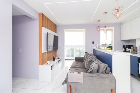 Sala de apartamento à venda com 2 quartos, 47m² em Itaquera, São Paulo