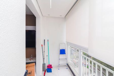 Apartamento à venda com 47m², 2 quartos e 1 vagaÁrea de Serviço e Varanda