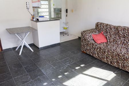 Sala de apartamento para alugar com 2 quartos, 55m² em Campo Grande, Rio de Janeiro