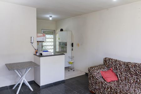 Sala de apartamento para alugar com 2 quartos, 55m² em Campo Grande, Rio de Janeiro