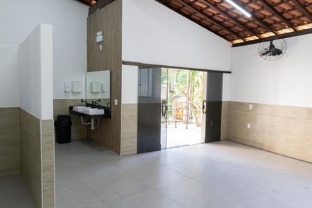 Apartamento para alugar com 55m², 2 quartos e 1 vagaÁrea comum - Salão de festas