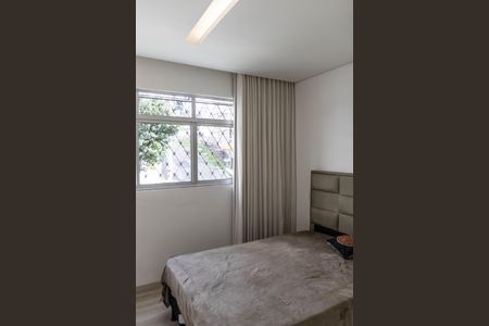 Apartamento à venda com 95m², 3 quartos e 1 vagaQuarto 1