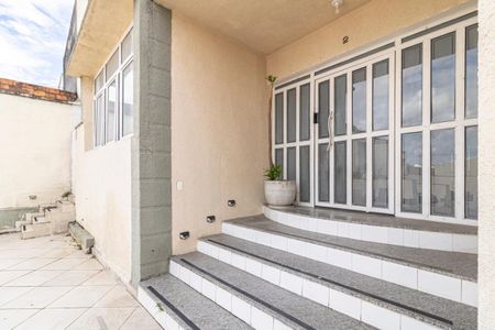 Casa de condomínio para alugar com 230m², 3 quartos e 4 vagasFachada
