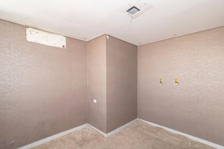 Casa de condomínio para alugar com 230m², 3 quartos e 4 vagasSala 2