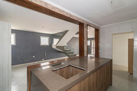 Casa de condomínio para alugar com 230m², 3 quartos e 4 vagasCozinha