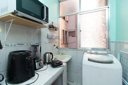 Apartamento à venda com 44m², 1 quarto e sem vagaCozinha e Área de Serviço