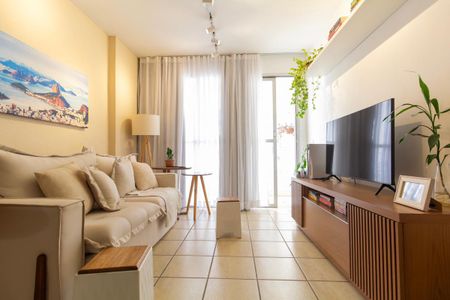 Sala de apartamento à venda com 2 quartos, 70m² em Chácara Califórnia, São Paulo