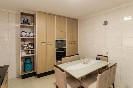 Casa à venda com 280m², 3 quartos e 1 vagaCozinha