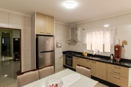 Casa à venda com 280m², 3 quartos e 1 vagaCozinha