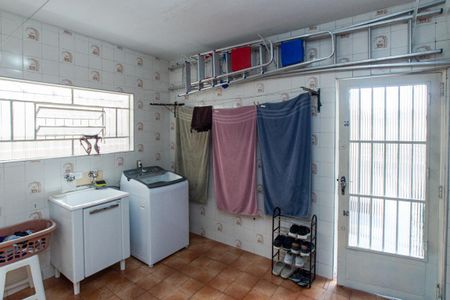 Casa à venda com 280m², 3 quartos e 1 vagaÁrea de Serviço