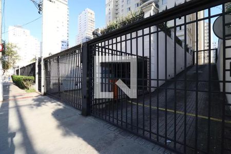Apartamento para alugar com 81m², 2 quartos e 2 vagas Apartamento para alugar com 81m², 2 quartos e 2 vagasFachada