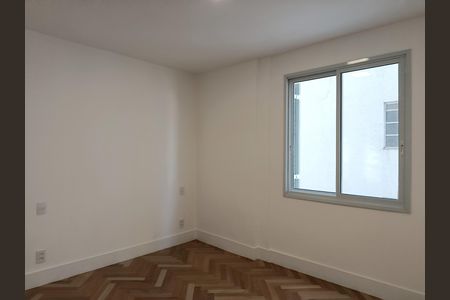 Apartamento à venda com 143m², 2 quartos e 3 vagasSuíte 1