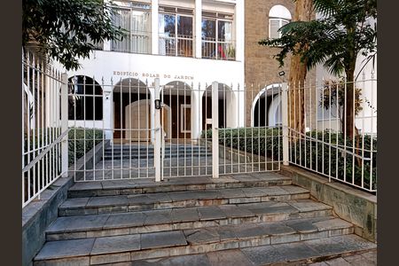Apartamento à venda com 143m², 2 quartos e 3 vagasEntrada do condomínio