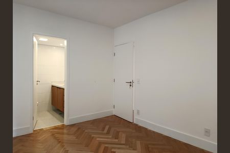 Apartamento à venda com 143m², 2 quartos e 3 vagasSuíte 1